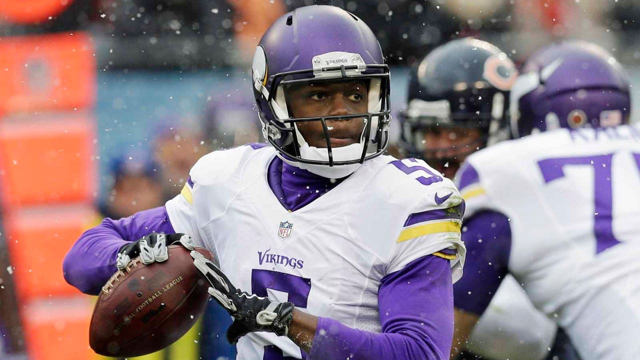 Bridgewater rising above other rookie quarterbacks